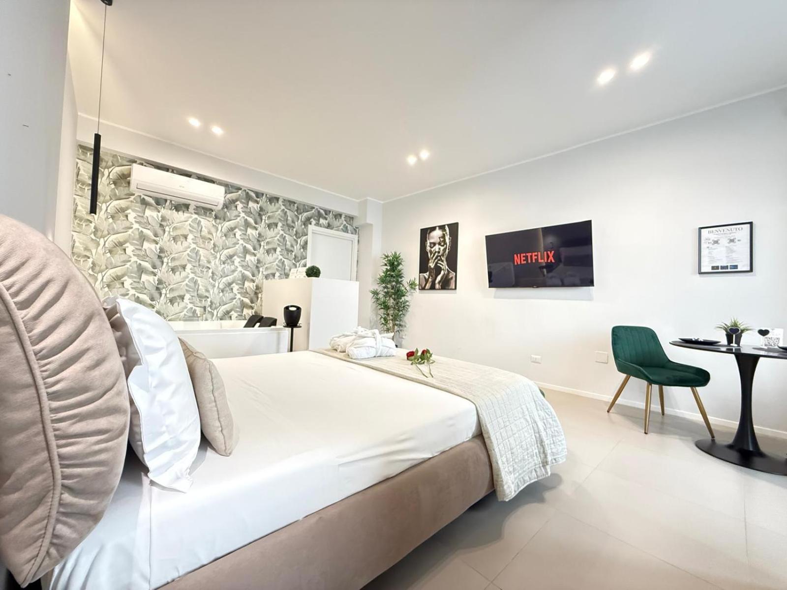 Luxury Apartment - Suite Cavour Bari Exteriér fotografie